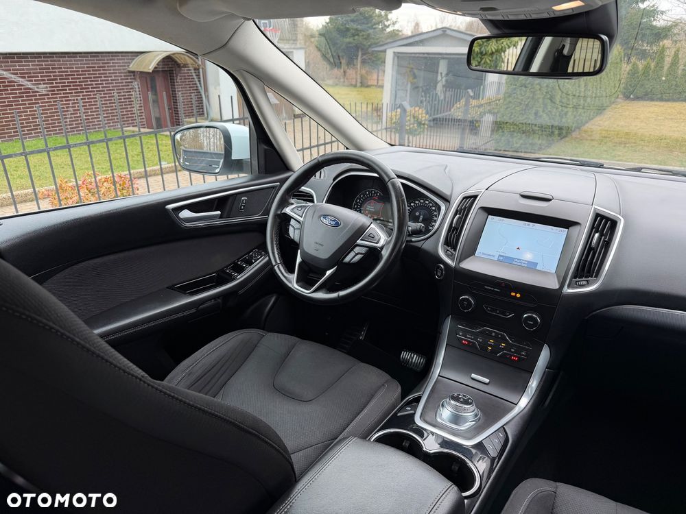Ford S-Max 2.0 EcoBlue Titanium - 22