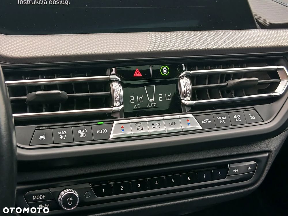 BMW Seria 1 118i Sport Line - 20