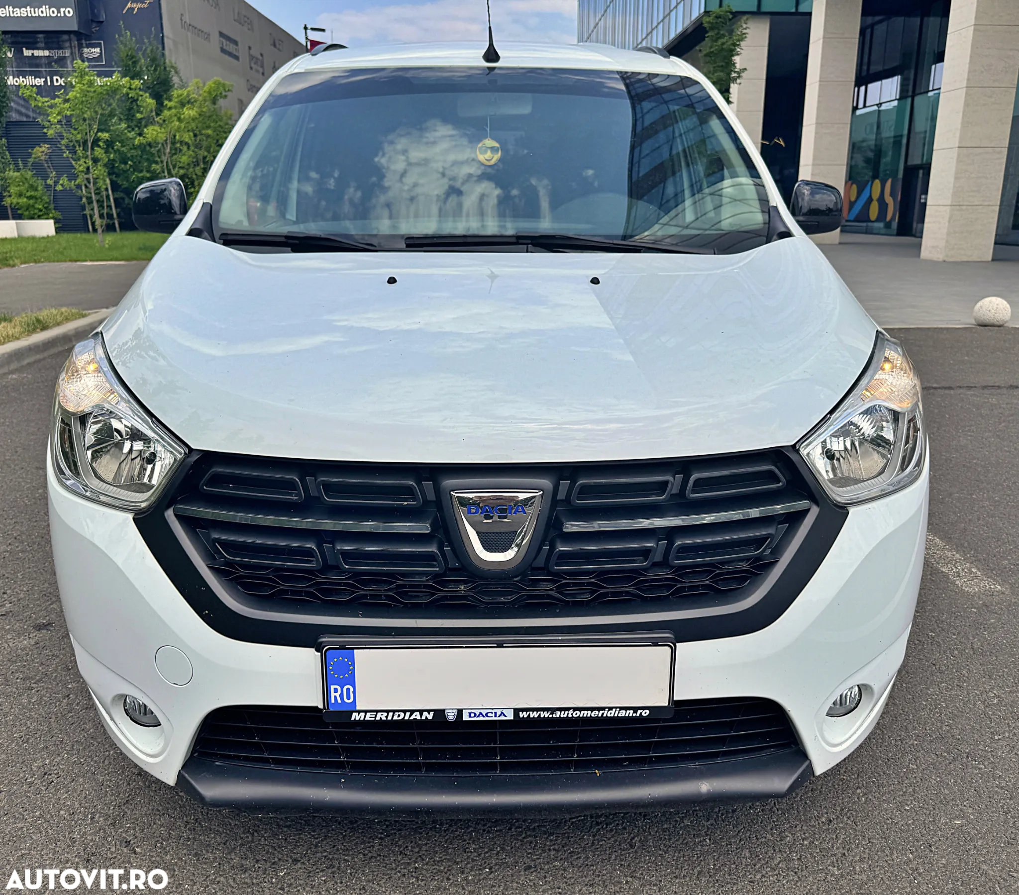 Dacia Lodgy 1.5 Blue dCi Laureate - 5