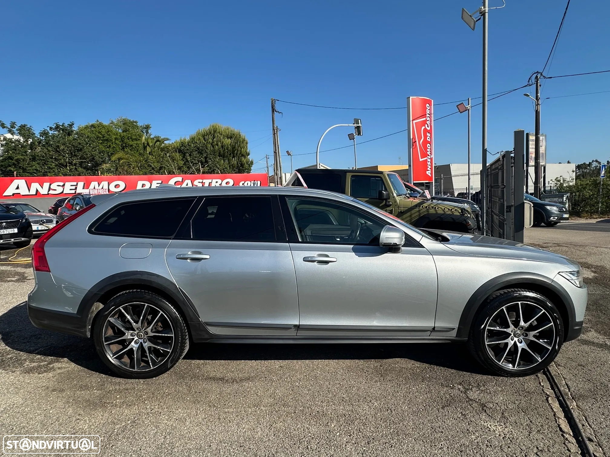 Volvo V90 Cross Country 2.0 D4 Plus AWD Geartronic - 10