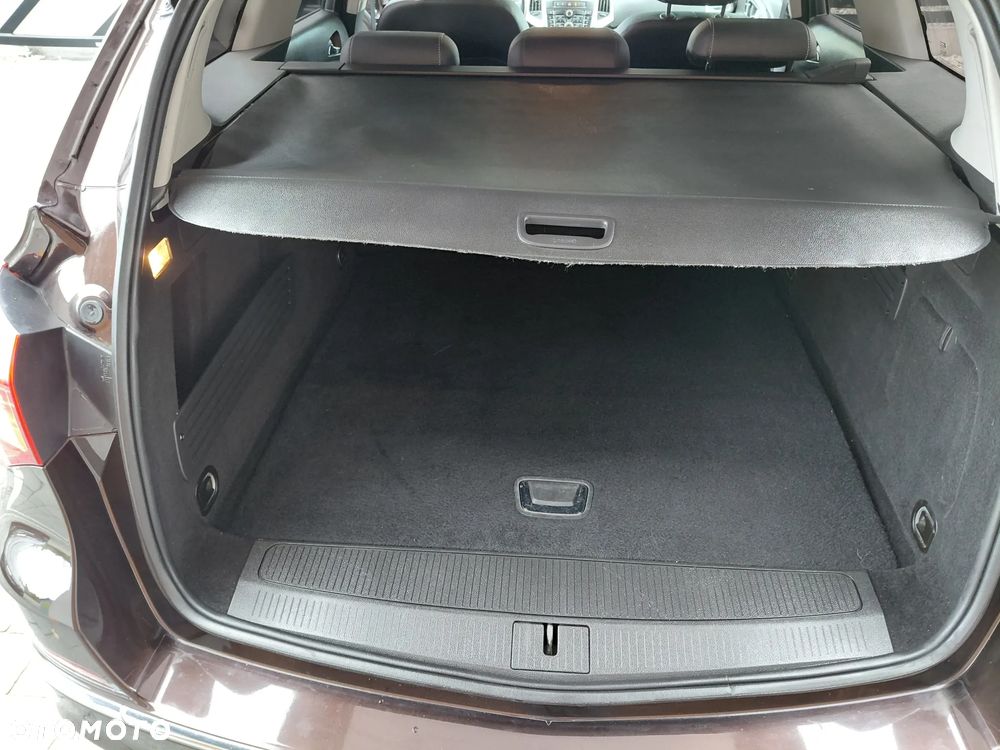 Opel Astra 1.4 T Sport EU6 - 15