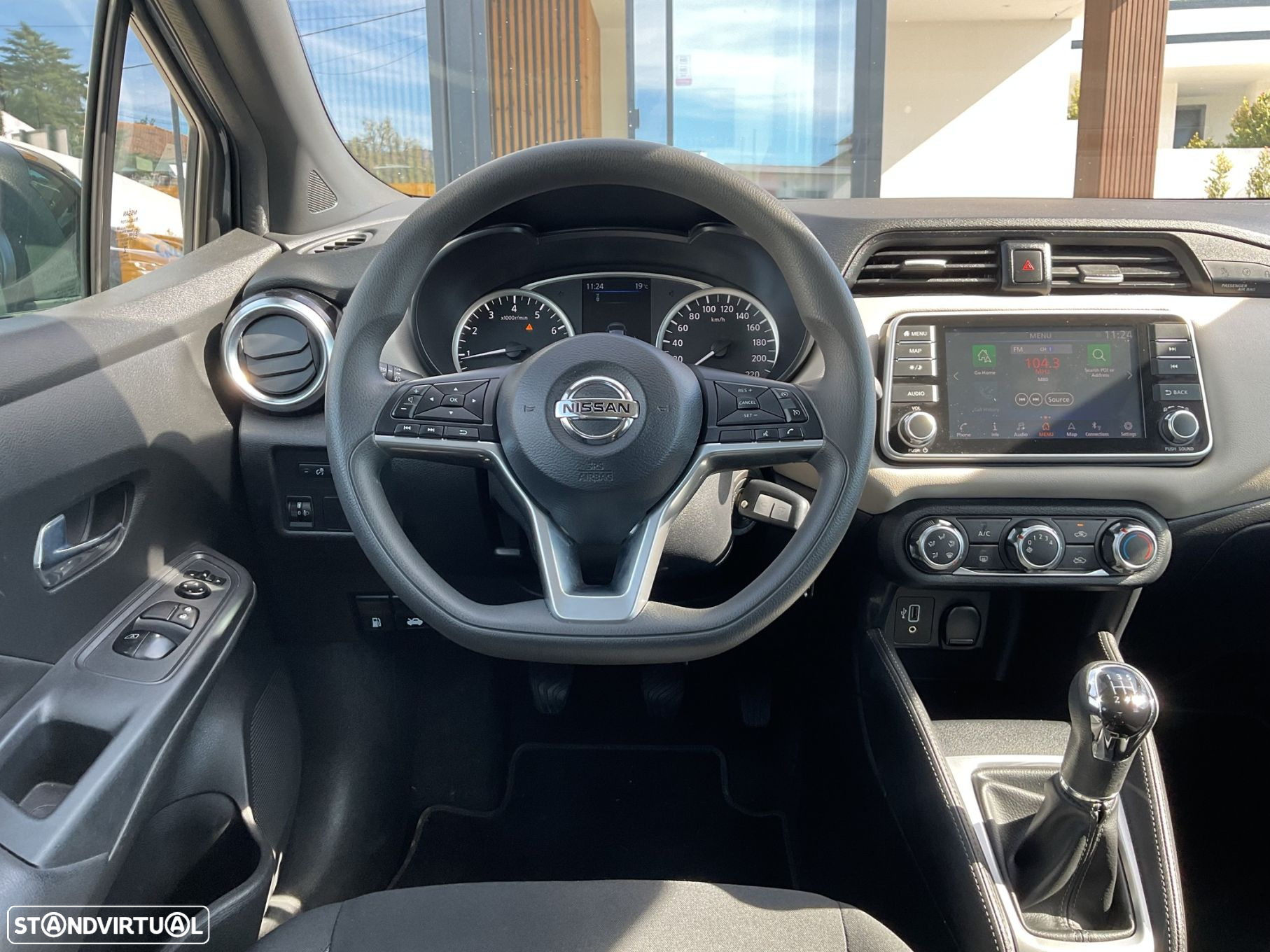 Nissan Micra 1.0 IG-T Tekna Plus - 29