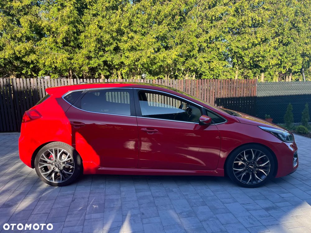 Kia Ceed Cee'd 1.6 T-GDI GT L - 3