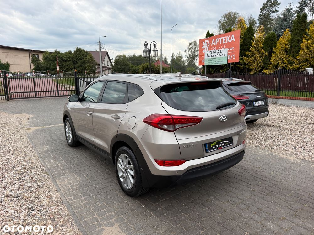 Hyundai Tucson 1.7 CRDI BlueDrive Style 2WD DCT - 33