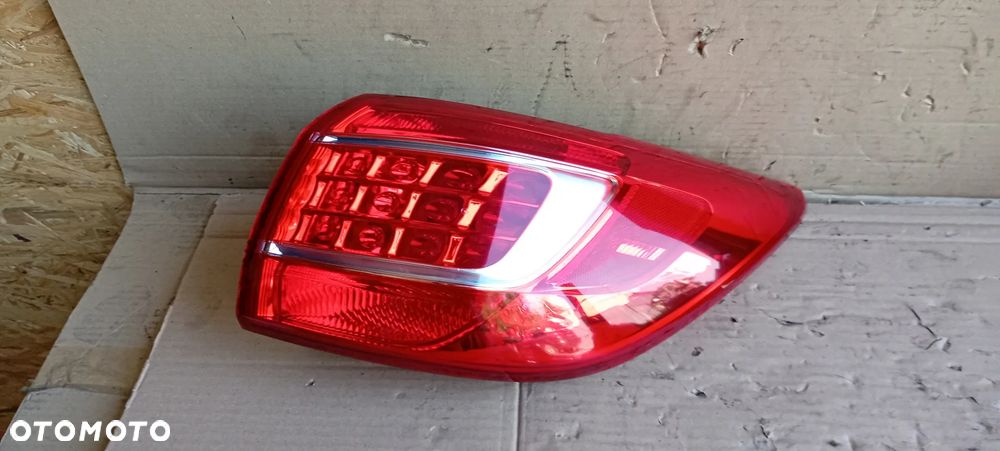 Lampa prawy tył tylna prawa w błotnik Kia Sportage III 3 - 6