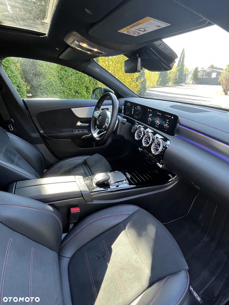Mercedes-Benz CLA 200 AMG Line 7G-DCT - 13