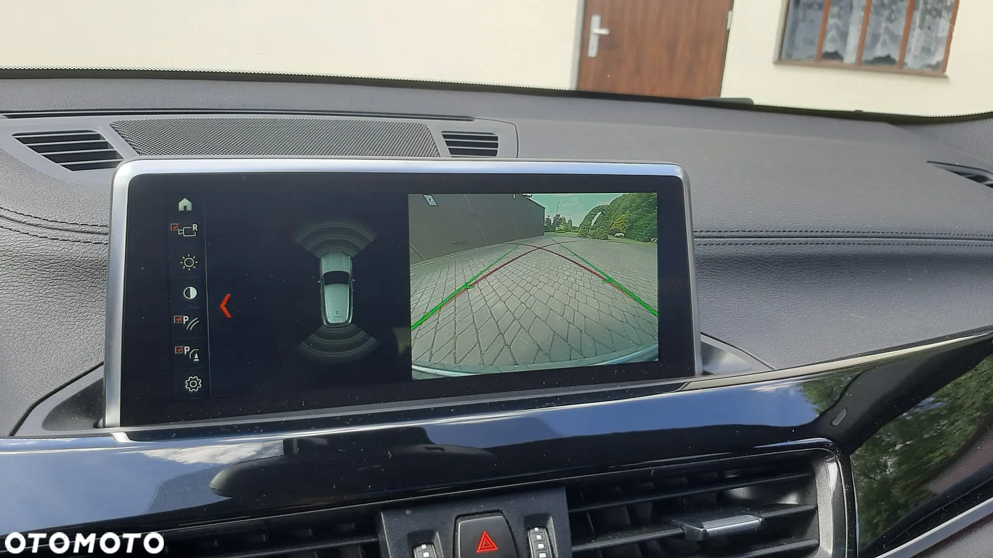 BMW X2 - 16