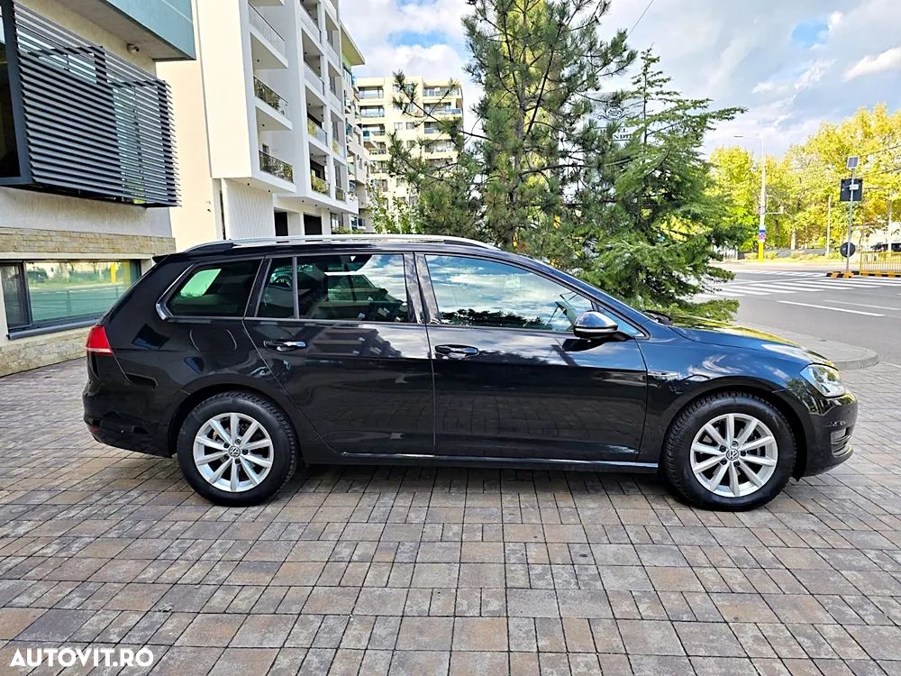 Volkswagen Golf 1.6 TDI BlueMotion Technology DSG Lounge - 9