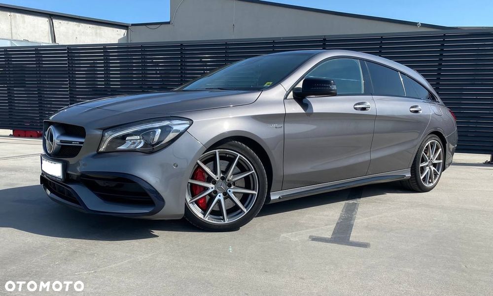 Mercedes-Benz CLA AMG 45 4-Matic - 4
