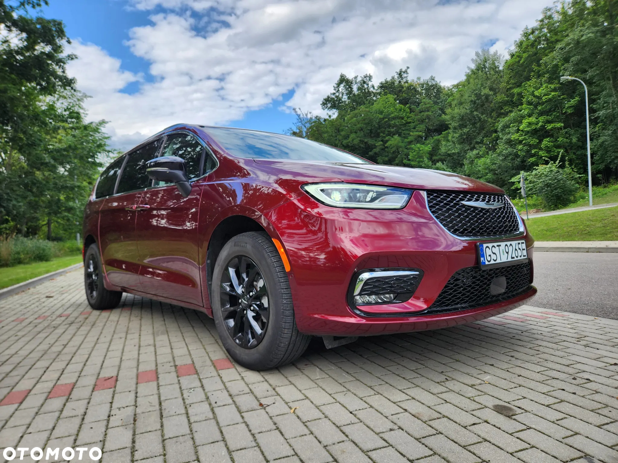 Chrysler Pacifica - 7