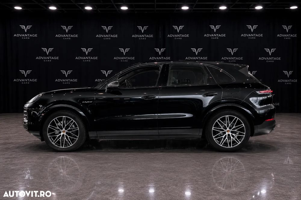 Porsche Cayenne E-Hybrid - 4