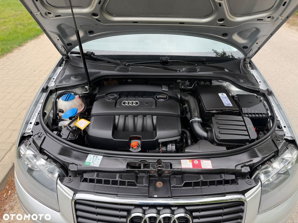 Audi A3 3-drzwiowe 1.6 Ambition - 26