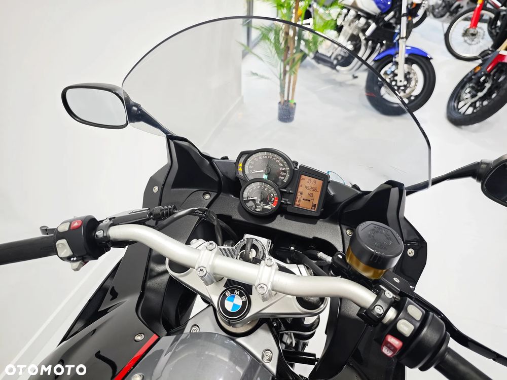 BMW F - 6