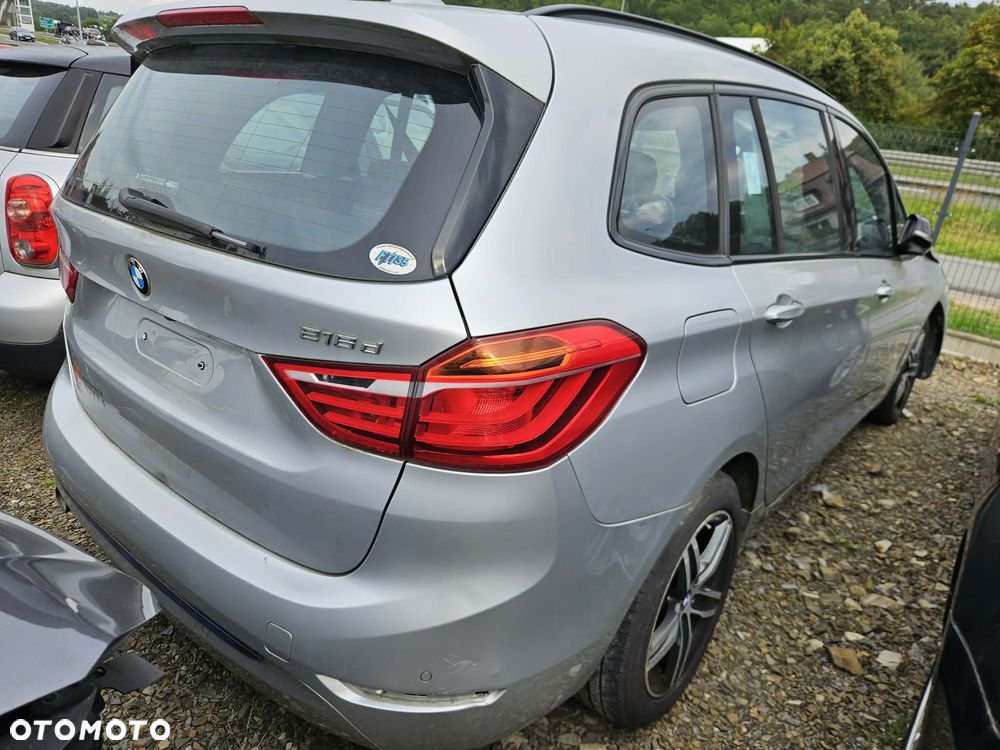 BMW Seria 2 216d Luxury Line - 13