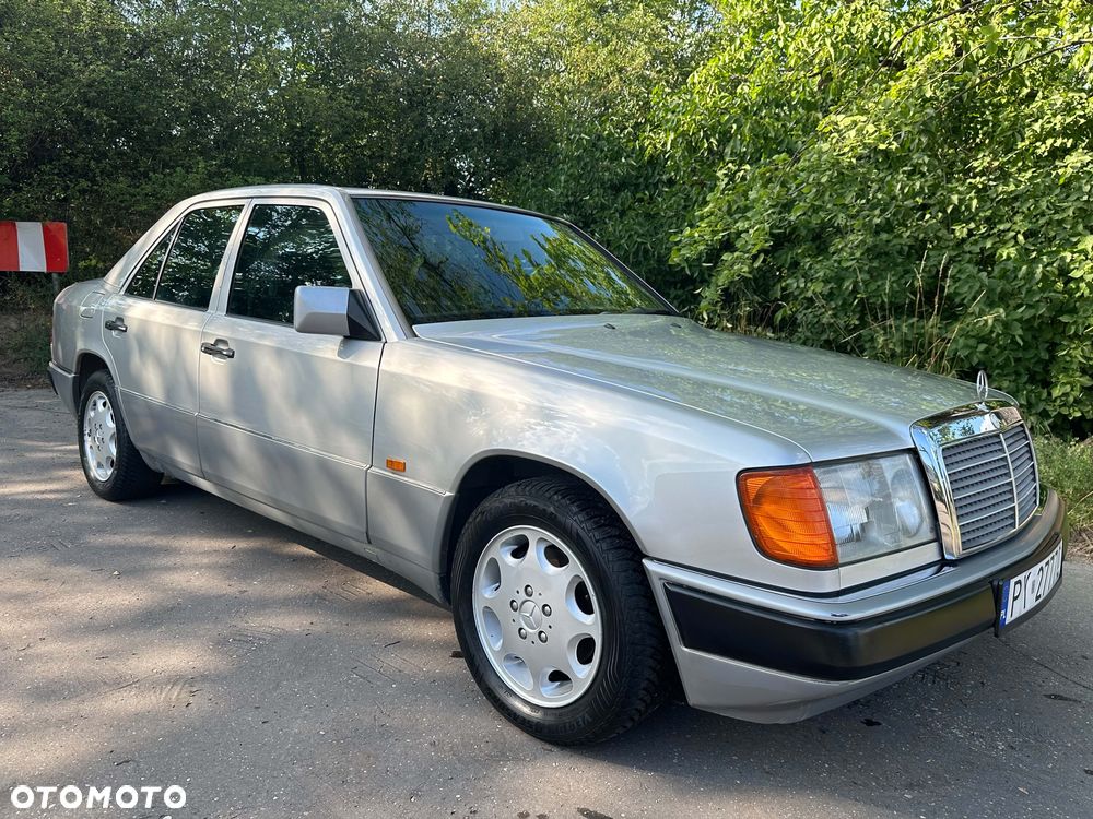 Mercedes-Benz W124 (1984-1993) - 1