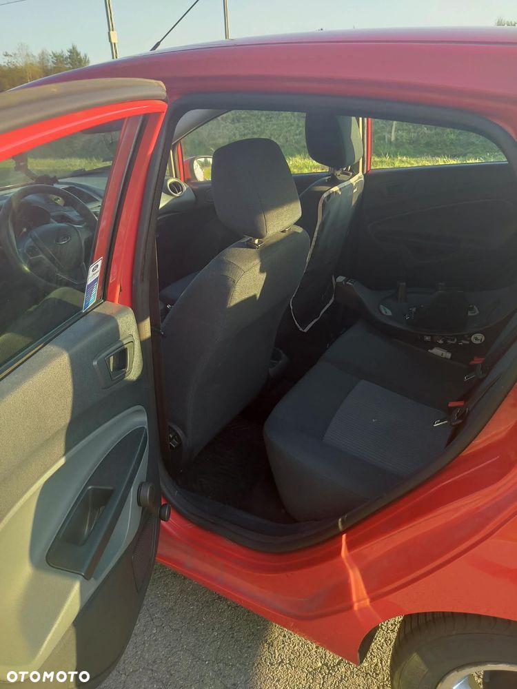Ford Fiesta - 19