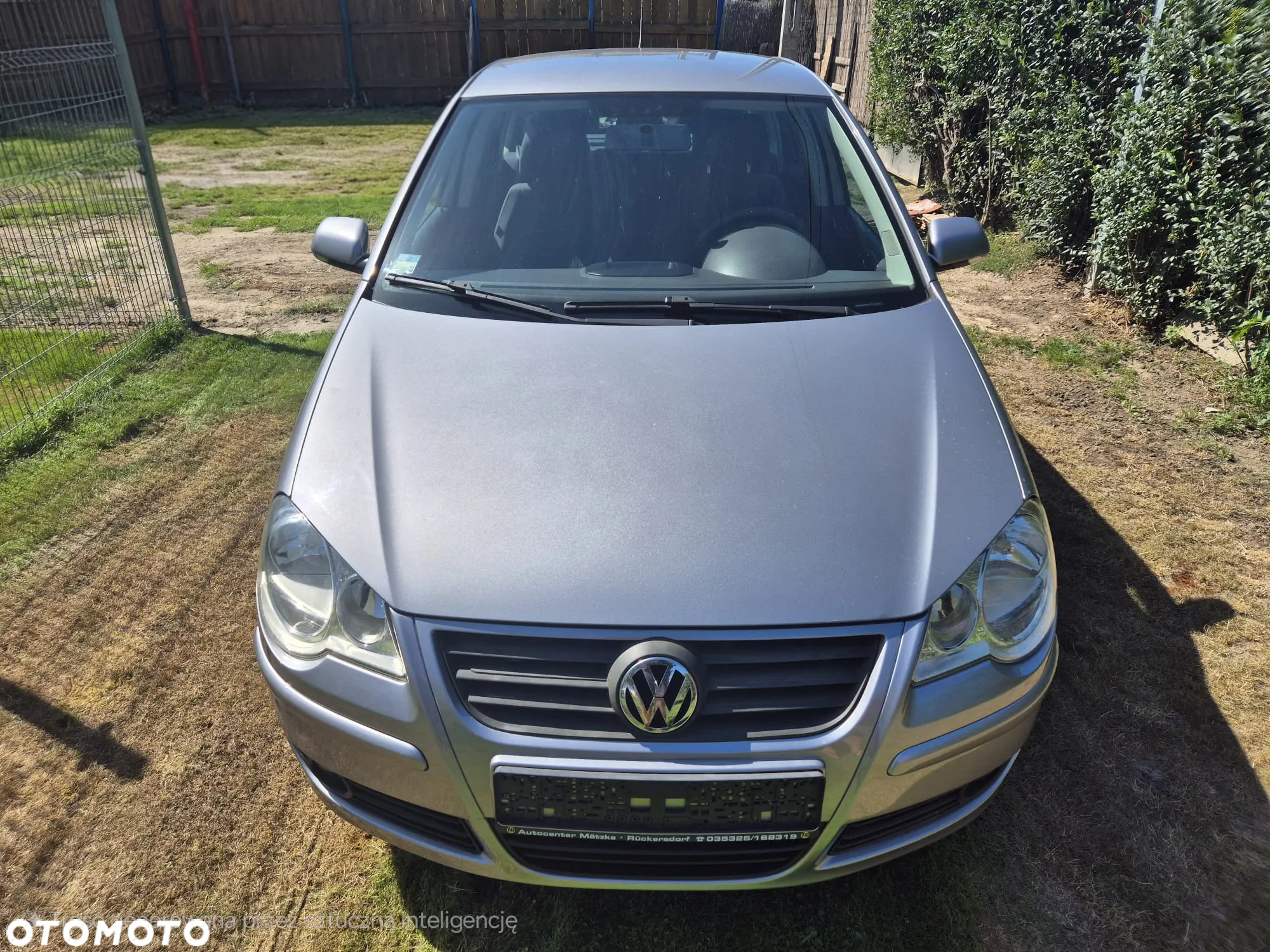 Volkswagen Polo - 2