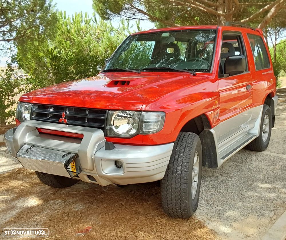 Mitsubishi Pajero 2.8 TD GLS - 2