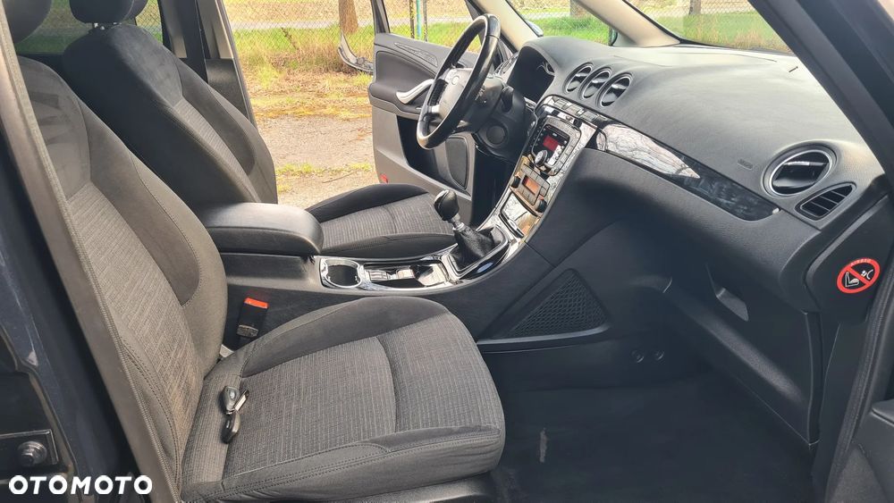 Ford Galaxy 2.0 TDCi Titanium - 16