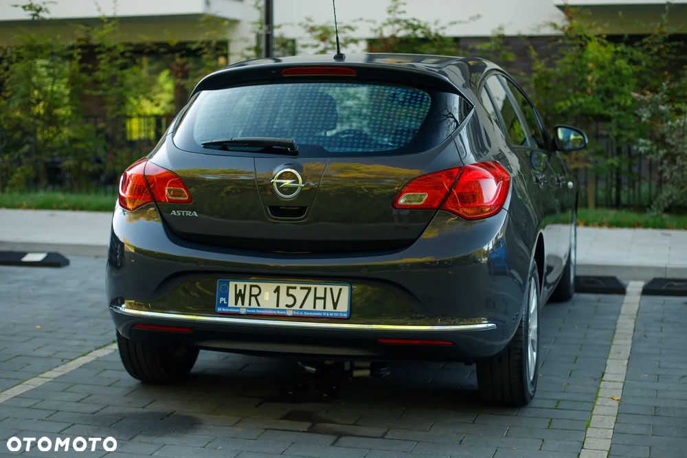 Opel Astra 1.4 Innovation - 11