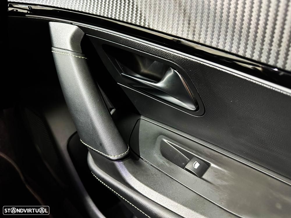 Peugeot e-2008 50 kWh GT Pack - 31