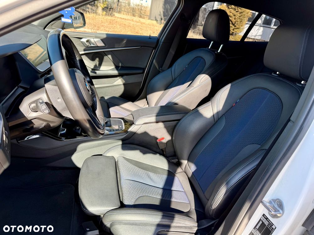 BMW Seria 1 118d Edition M Sport Shadow - 19