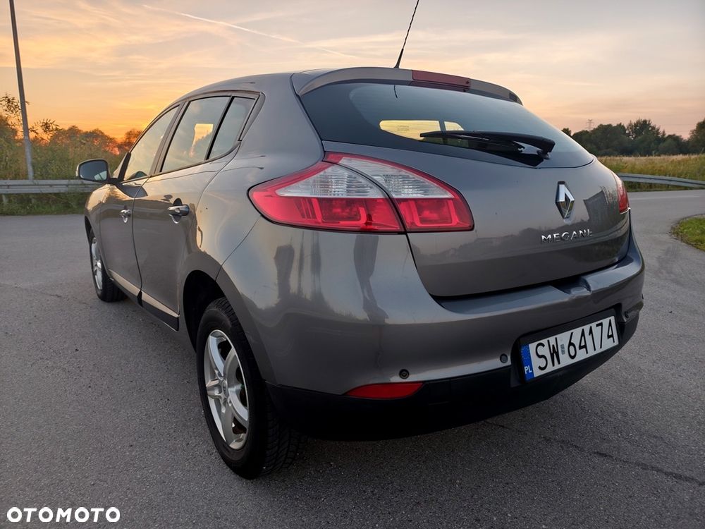 Renault Megane 1.6 16V Generation - 8
