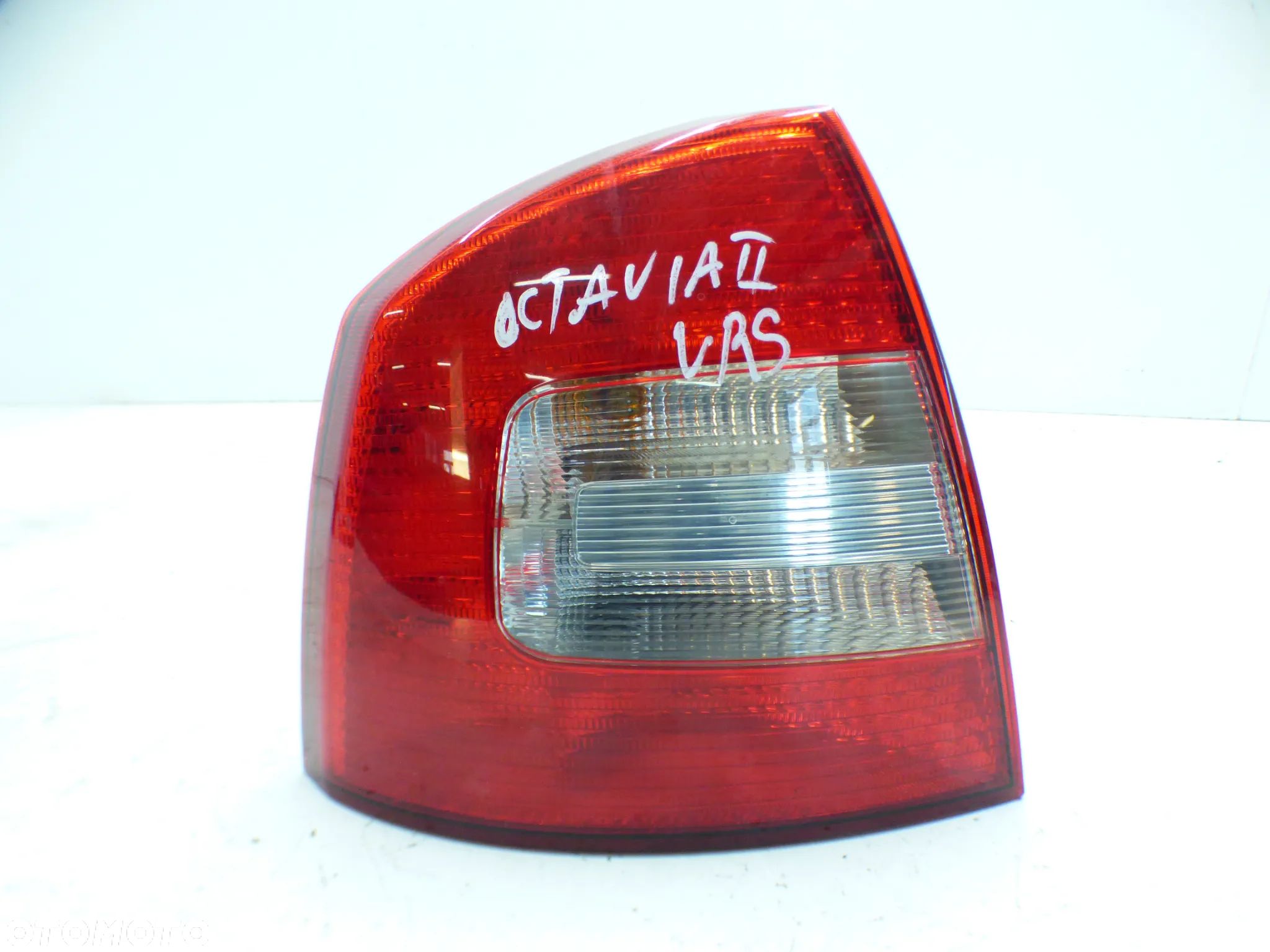 SKODA OCTAVIA II 2 VRS LAMPA LEWA TYŁ TYLNA 1Z5945095B GORLICE - 1
