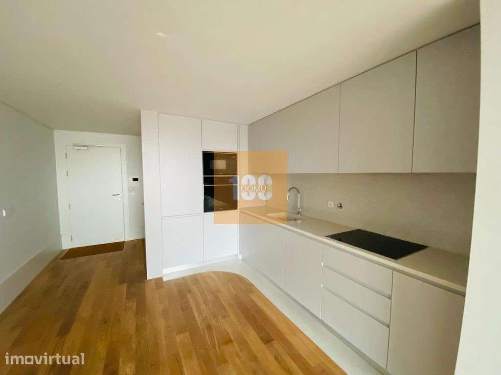 T2 duplex terraço - Mártires da Liberdade - Grande imagem: 5/27