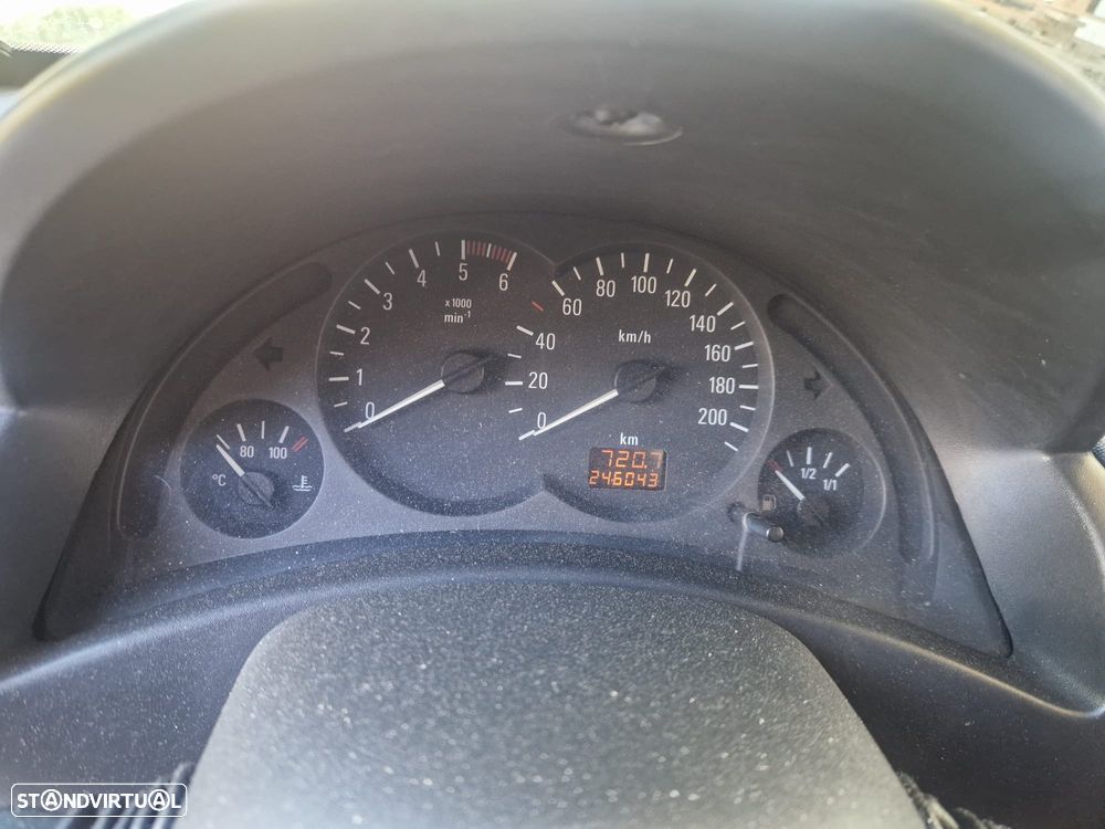 Opel Combo Tour 1.7 DTi - 2