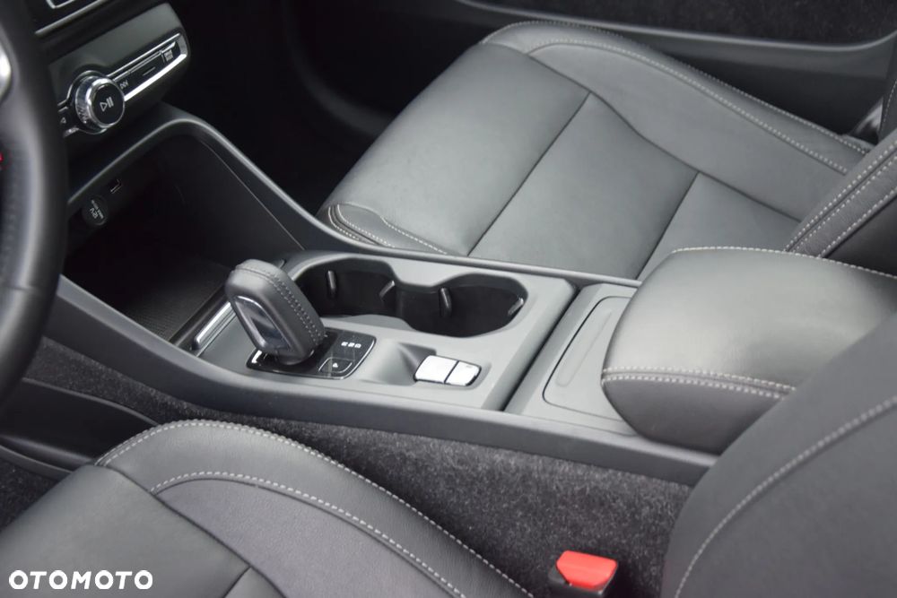 Volvo XC 40 D3 Geartronic Momentum - 25