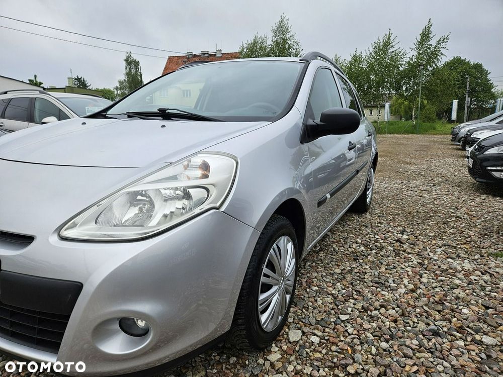 Renault Clio - 18