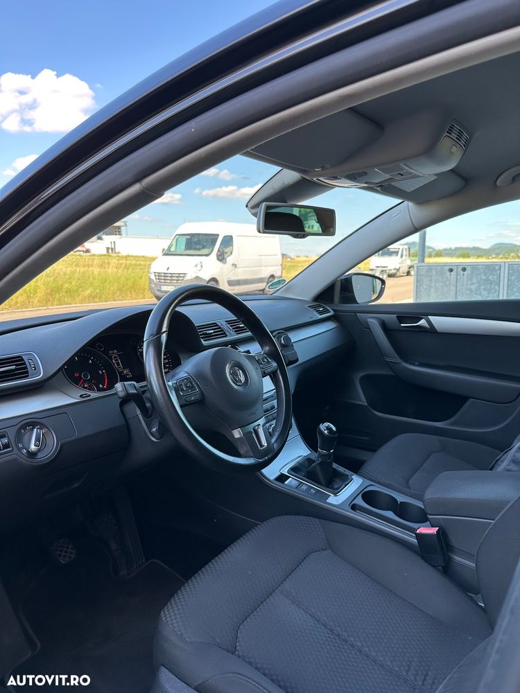 Volkswagen Passat Variant 1.6 TDI BlueMotion - 9