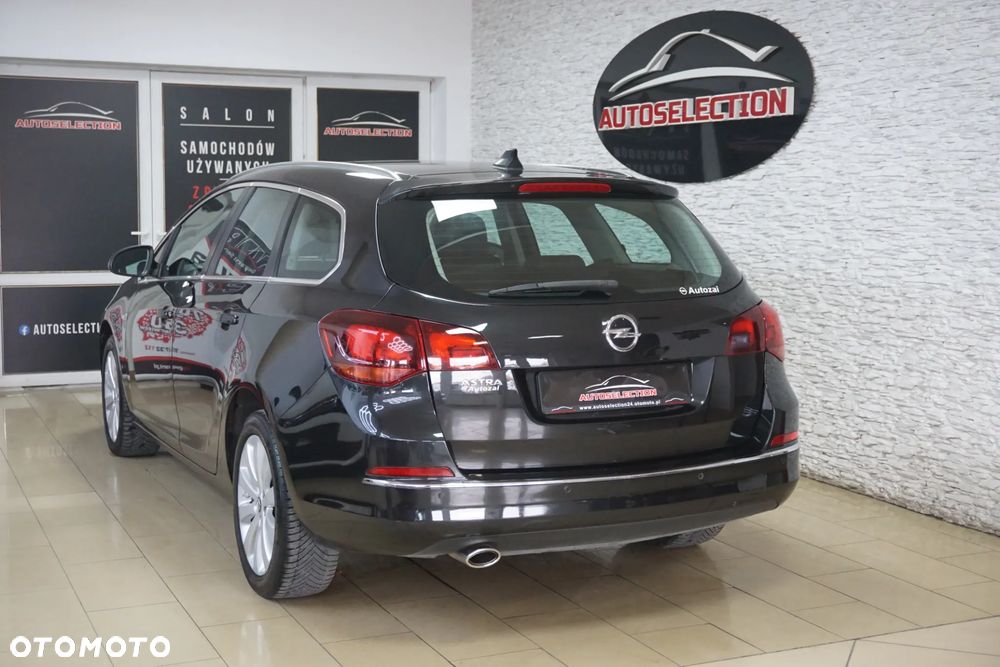 Opel Astra 1.4 Turbo Cosmo - 6