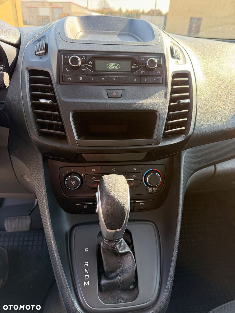 Ford Transit Connect - 20