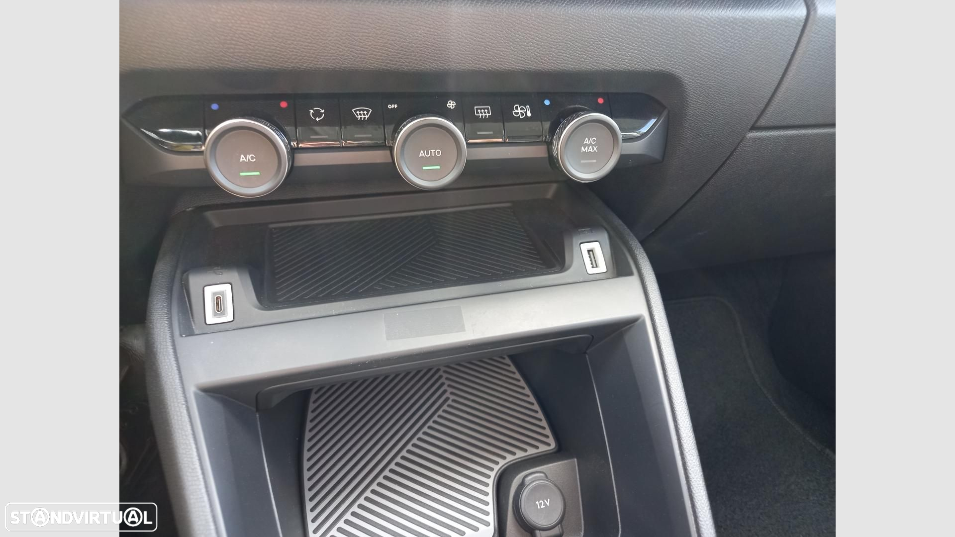 Citroën C4 1.2 PureTech Plus EAT8 - 16