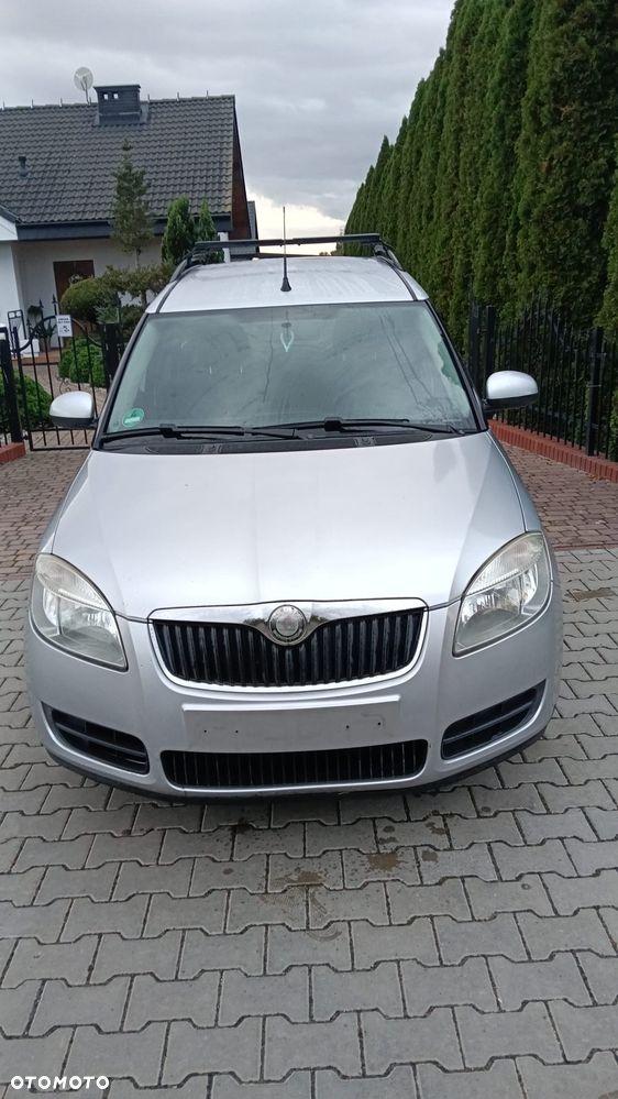 Skoda Roomster - 1