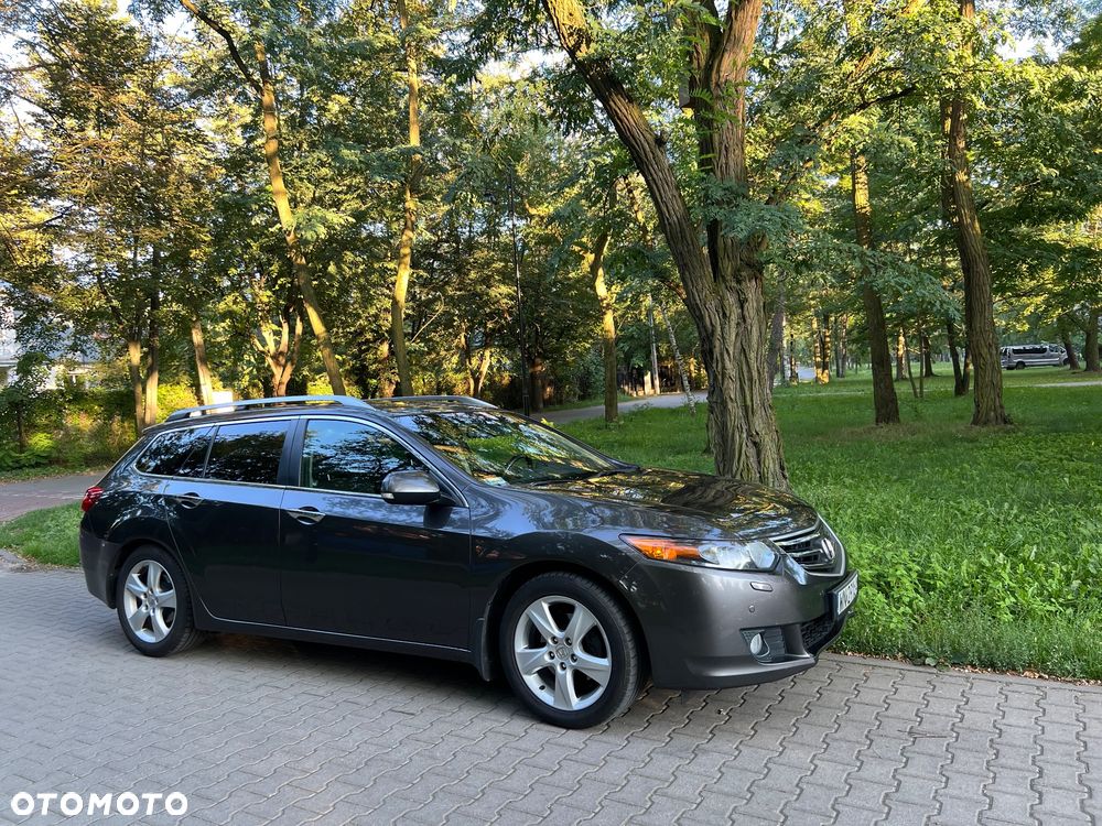 Honda Accord 2.0 Elegance - 1