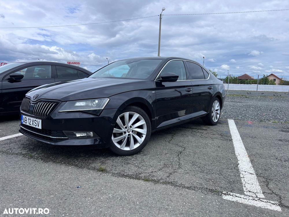 Skoda Superb 2.0 TDI DSG Style - 2