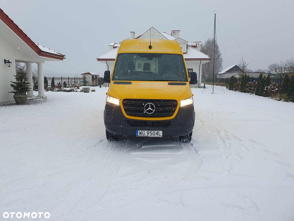 Mercedes-Benz Sprinter - 5