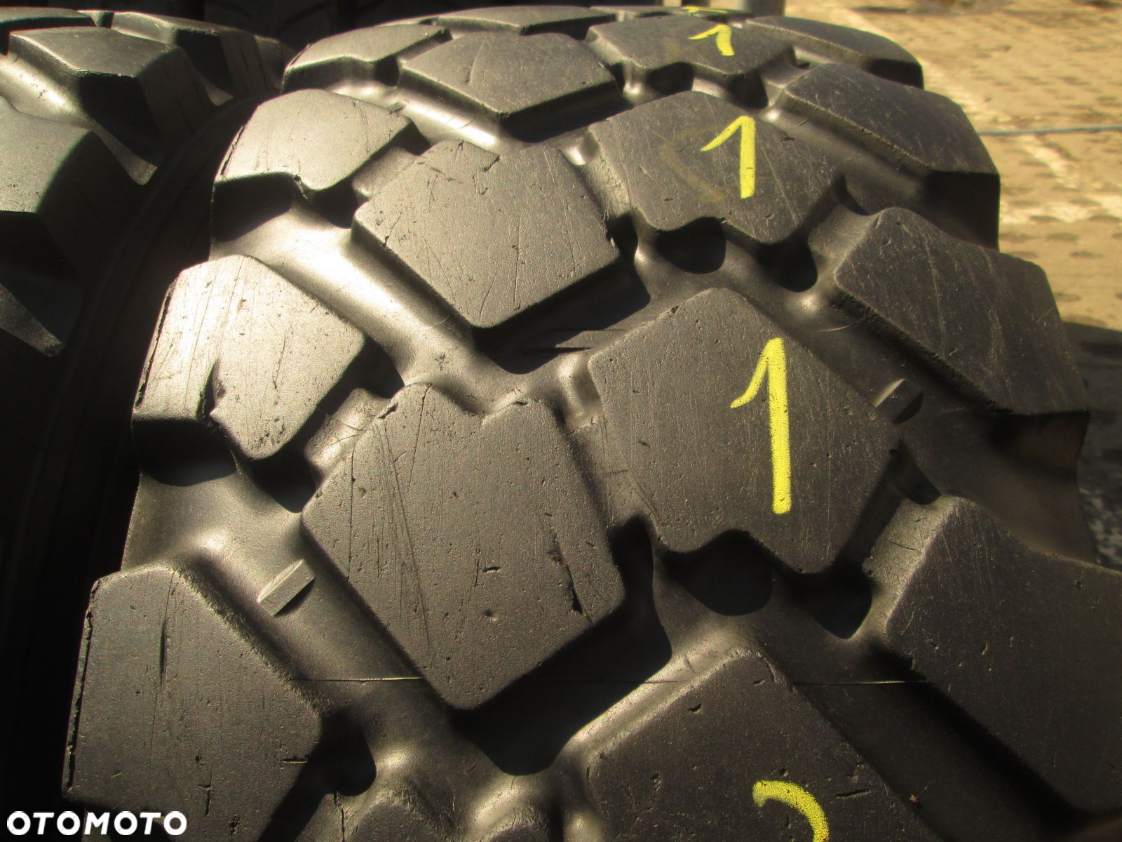 Opony ciężarowe 365/80R20 Michelin XZL. Opony ciężarowe - 11