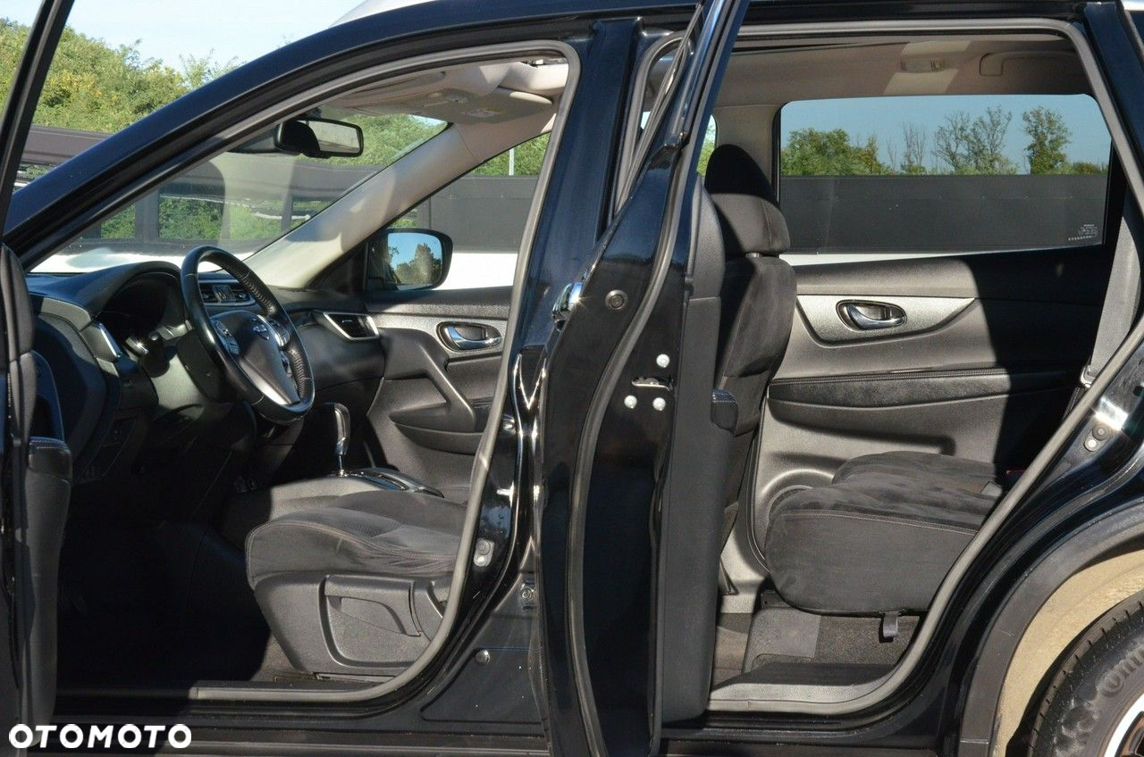 Nissan X-Trail 1.6 DCi Tekna 2WD Xtronic 7os - 31
