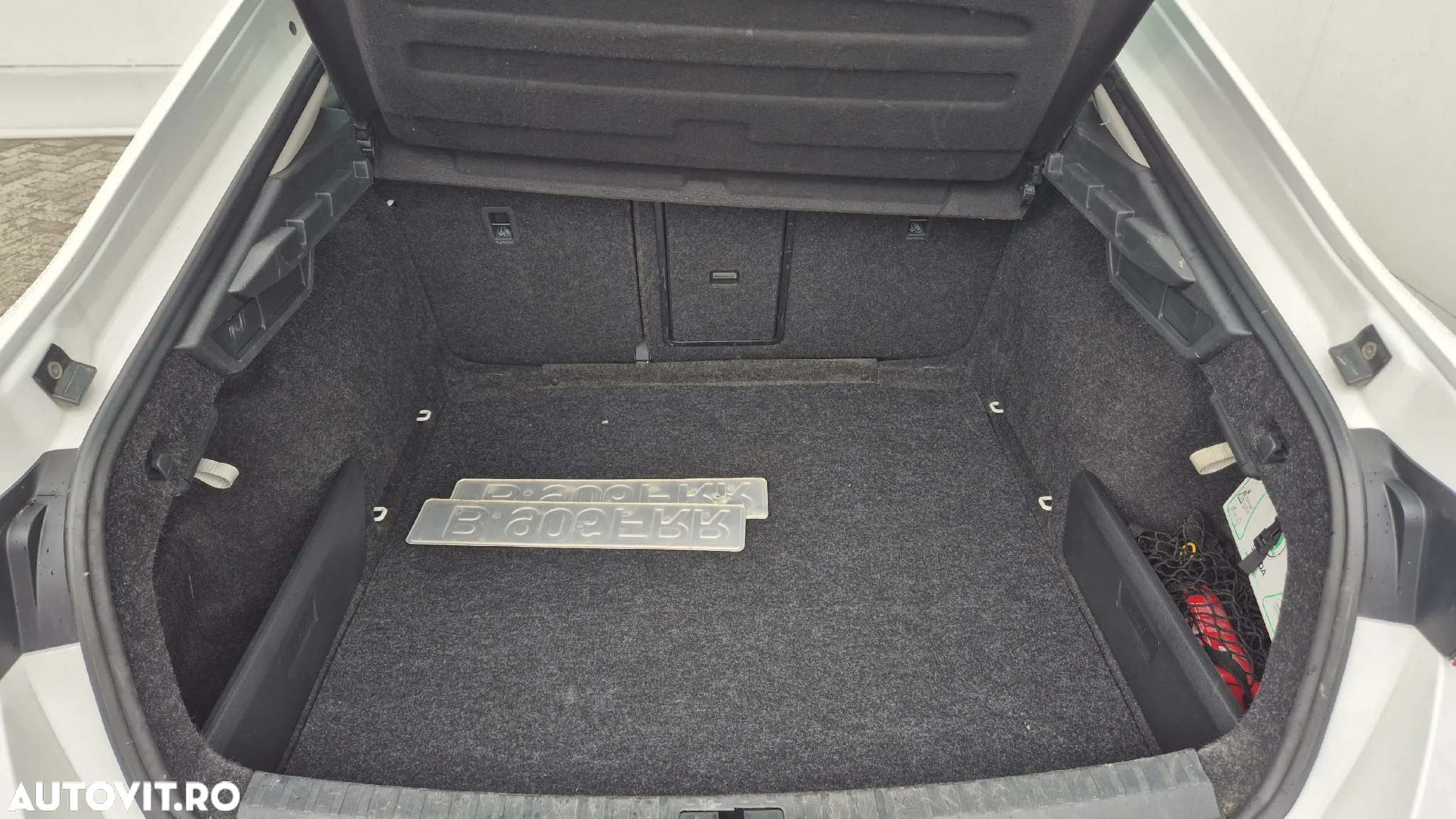 Skoda Octavia 2.0 TDI DSG Style - 35