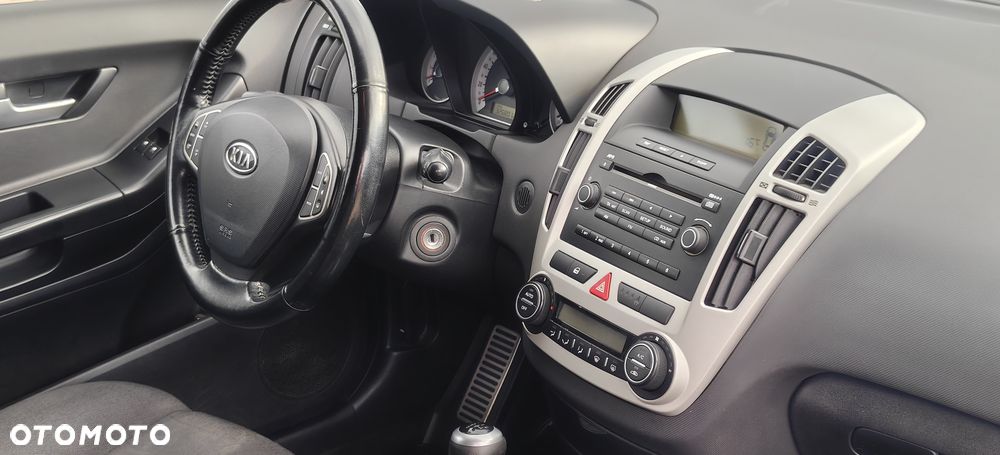 Kia Ceed 1.6 CVVT EX - 18