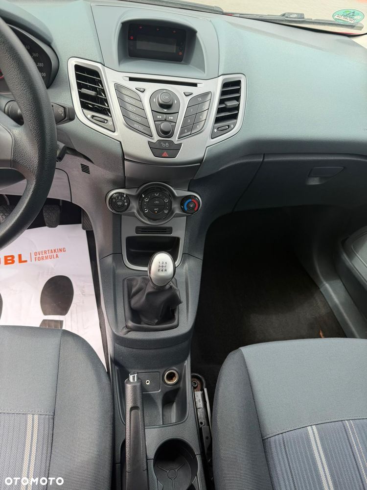 Ford Fiesta 1.25 Champions Edition - 11
