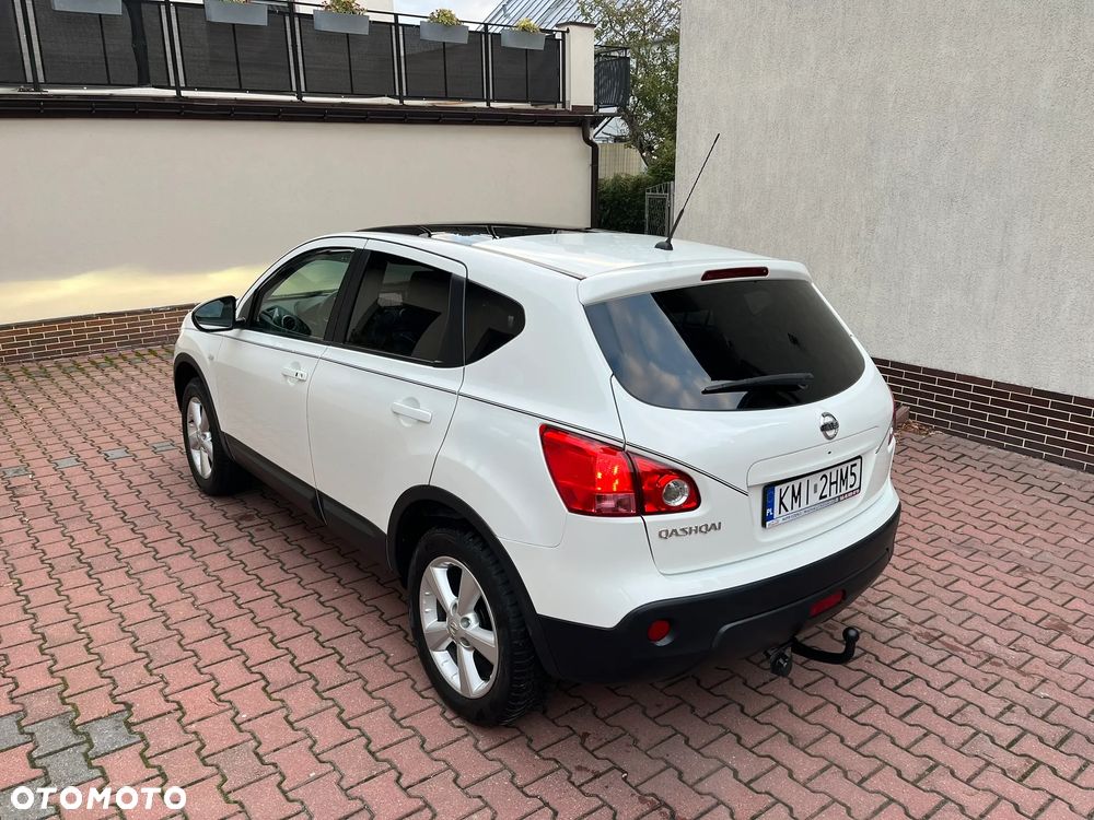 Nissan Qashqai 2.0 4 x 4 tekna - 2