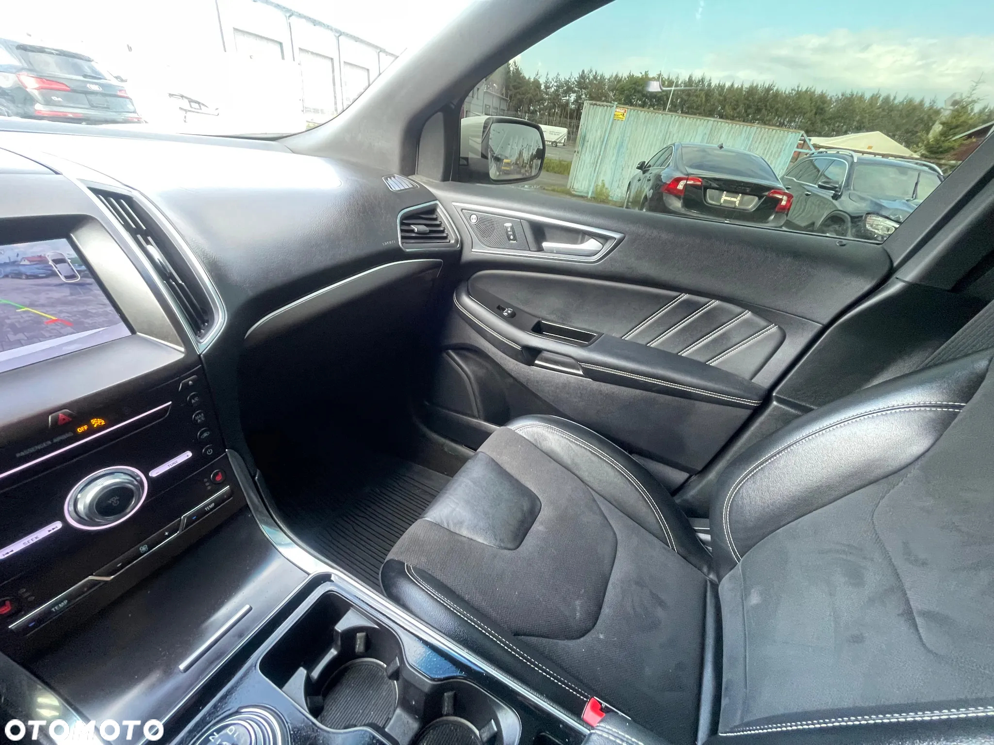 Ford Edge - 8