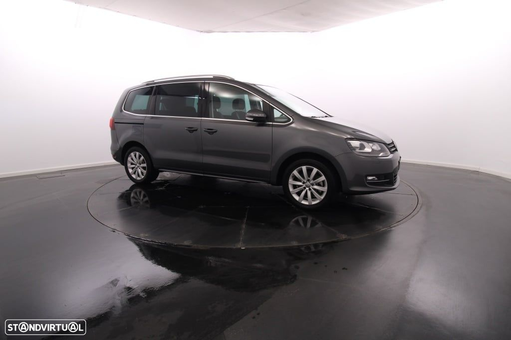 VW Sharan 2.0 TDI Blue Highline DSG - 10