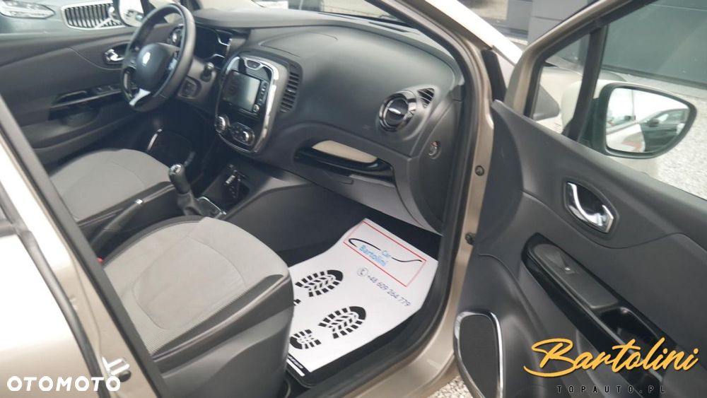 Renault Captur - 16