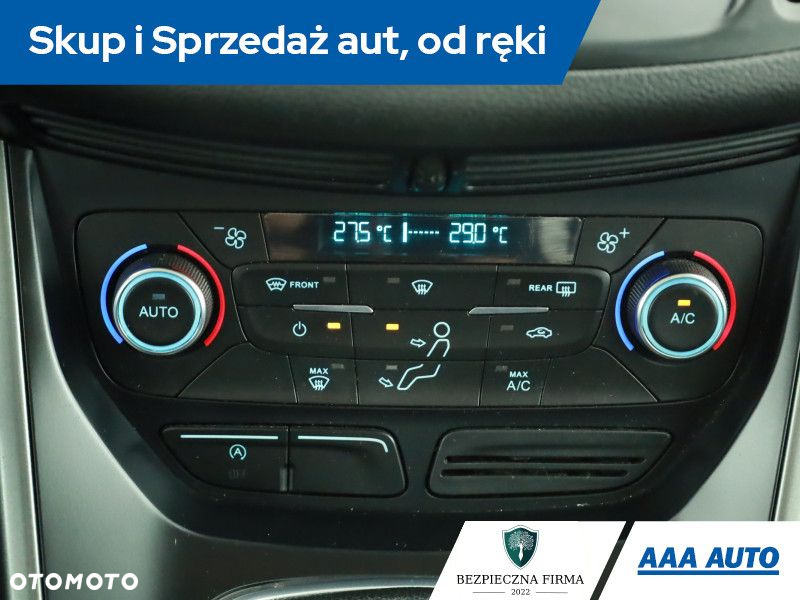 Ford Kuga - 14